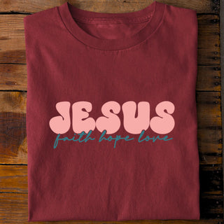 Jesus faith hope love Shirt Detailansicht, Mountain Movers christliche Streetwear