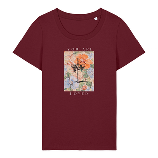 You are loved Frauen Shirt Detailansicht, Mountain Movers christliche Streetwear
