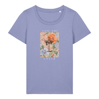 You are loved Frauen Shirt Detailansicht, Mountain Movers christliche Streetwear