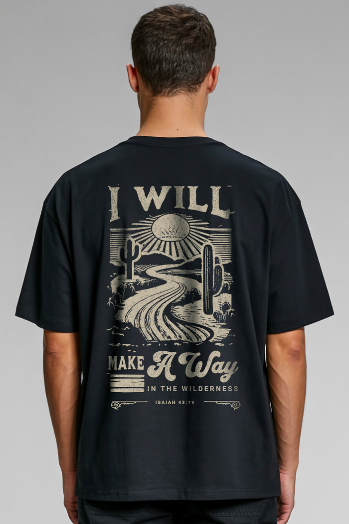 Way in the Wilderness Premium oversized T-shirt met rugprint