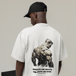 Spieren zoals Goliath en Faith zoals David Gym Oversized T-shirt BackPrint