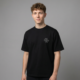 Logo Minimalistisch Oversized Shirt, christliche Streetwear von Mountain Movers