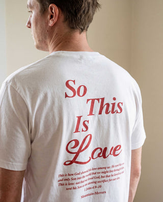 So This is Love Shirt Backprint, christliche Streetwear von Mountain Movers