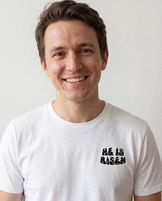 He is Risen Shirt, christliche Streetwear von Mountain Movers
