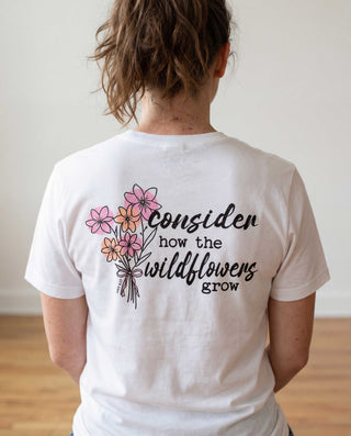 consider the wildflowers Shirt Backprint, christliche Streetwear von Mountain Movers