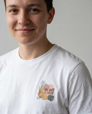 Be still & Know Shirt, christliche Streetwear von Mountain Movers