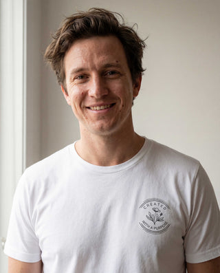 created with a purpose circle Shirt, christliche Streetwear von Mountain Movers