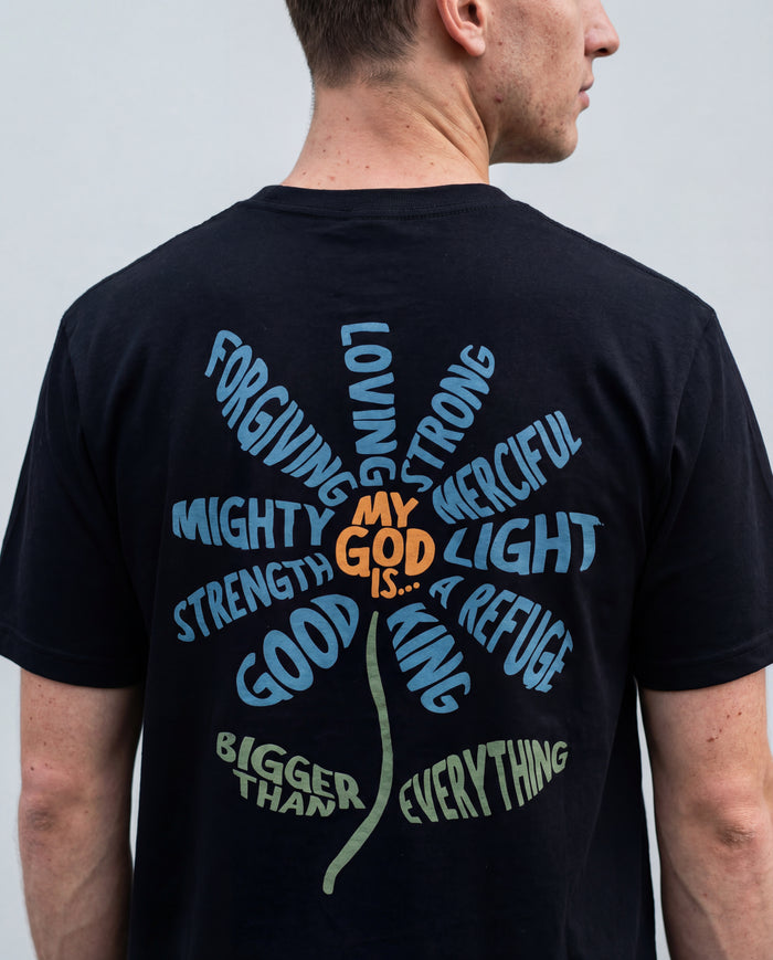 My God Is everything Shirt Rugprint