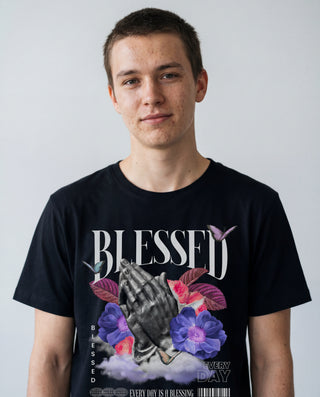 Blessed Front T-Shirt, christliche Streetwear von Mountain Movers