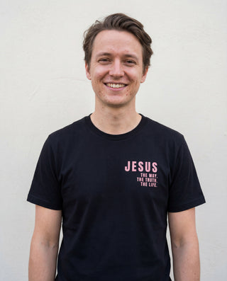 Jesus Pink Letters Shirt, christliche Streetwear von Mountain Movers