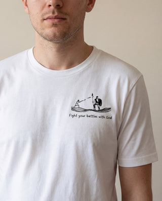 Fight your battles with God Shirt, christliche Streetwear von Mountain Movers