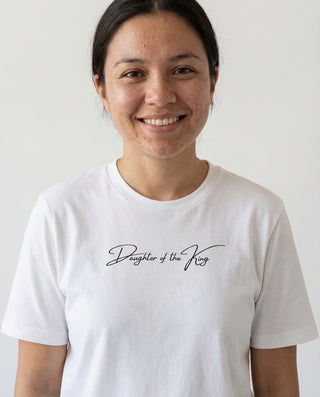 Daughter of the King Simple Shirt, christliche Streetwear von Mountain Movers