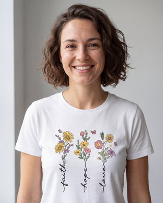 Faith Hope Love Flower Shirt, christliche Streetwear von Mountain Movers