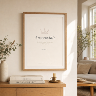 Poster Krone gerahmt im Wohnzimmer, 1. Petrus 2:9