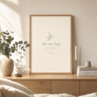 Poster Vogel gerahmt im Wohnzimmer, 1. Petrus 5:7