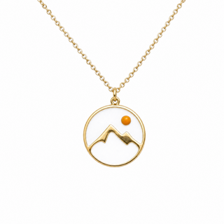 Mountains Kette in Gold aus Edelstahl mit Berg-Anhänger und Sonne