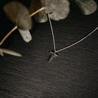 minimalistische 925 Silber Kreuzkette (inkl. Schmuckkästchen